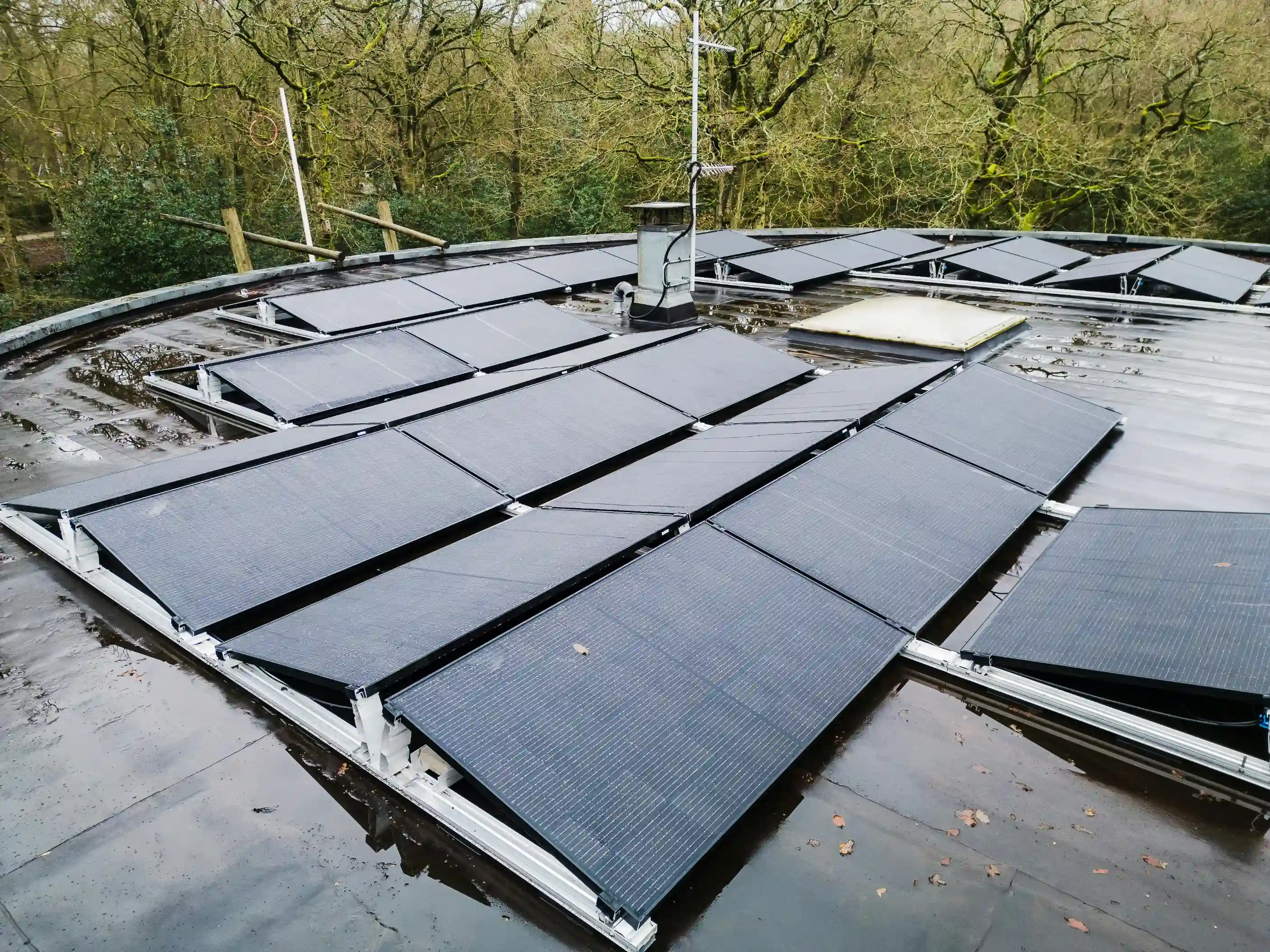 Solar powered borehole system